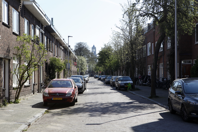 914115 Gezicht in de Van Musschenbroekstraat te Utrecht, uit het noorden.